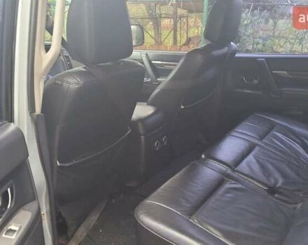 Сірий Міцубісі Паджеро Вагон, об'ємом двигуна 3.8 л та пробігом 263 тис. км за 12000 $, фото 6 на Automoto.ua