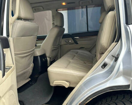 Міцубісі Паджеро Вагон 2007 у Харкові на Automoto.ua Сірий Міцубісі Паджеро Вагон, об'ємом двигуна 2.97 л та пробігом 279 тис. км за 11500 $, фото 26 на Automoto.ua