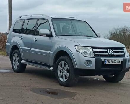 Серый Мицубиси Паджеро Вагон, объемом двигателя 3.2 л и пробегом 252 тыс. км за 12500 $, фото 13 на Automoto.ua