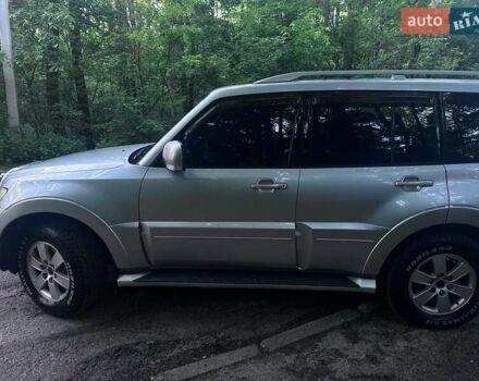 Сірий Міцубісі Паджеро Вагон, об'ємом двигуна 3.83 л та пробігом 350 тис. км за 9999 $, фото 5 на Automoto.ua