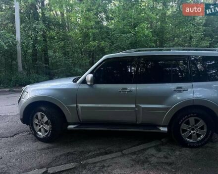 Сірий Міцубісі Паджеро Вагон, об'ємом двигуна 3.83 л та пробігом 350 тис. км за 9999 $, фото 6 на Automoto.ua