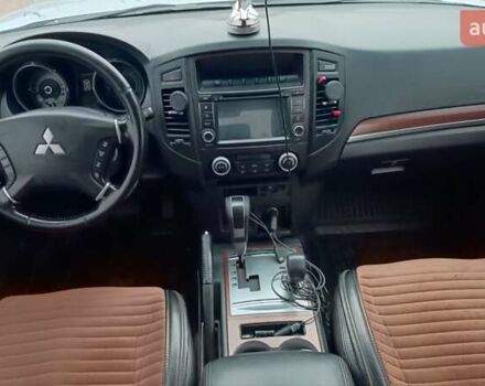 Серый Мицубиси Паджеро Вагон, объемом двигателя 3.2 л и пробегом 252 тыс. км за 12500 $, фото 72 на Automoto.ua