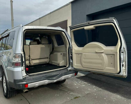 Міцубісі Паджеро Вагон 2007 у Харкові на Automoto.ua Сірий Міцубісі Паджеро Вагон, об'ємом двигуна 2.97 л та пробігом 279 тис. км за 11500 $, фото 14 на Automoto.ua