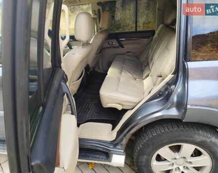 Серый Мицубиси Паджеро Вагон, объемом двигателя 2.97 л и пробегом 290 тыс. км за 9000 $, фото 4 на Automoto.ua