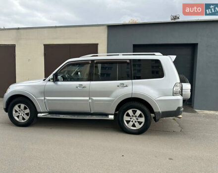 Міцубісі Паджеро Вагон 2007 у Харкові на Automoto.ua Сірий Міцубісі Паджеро Вагон, об'ємом двигуна 2.97 л та пробігом 279 тис. км за 11500 $, фото 1 на Automoto.ua