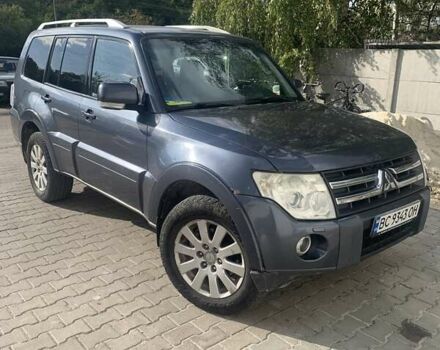 Сірий Міцубісі Паджеро Вагон, об'ємом двигуна 3.2 л та пробігом 326 тис. км за 11000 $, фото 1 на Automoto.ua