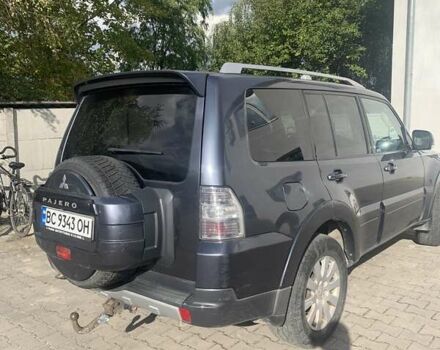 Сірий Міцубісі Паджеро Вагон, об'ємом двигуна 3.2 л та пробігом 326 тис. км за 11000 $, фото 2 на Automoto.ua