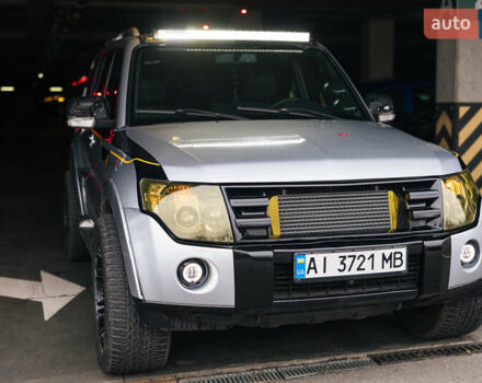 Серый Мицубиси Паджеро Вагон, объемом двигателя 3.2 л и пробегом 412 тыс. км за 15700 $, фото 3 на Automoto.ua