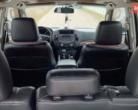 Серый Мицубиси Паджеро Вагон, объемом двигателя 3.2 л и пробегом 252 тыс. км за 12500 $, фото 65 на Automoto.ua