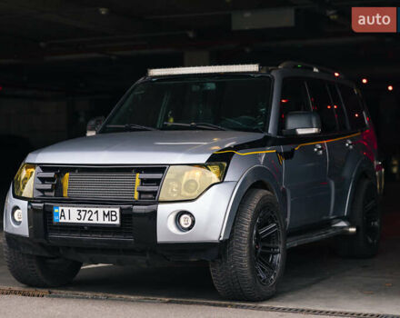 Серый Мицубиси Паджеро Вагон, объемом двигателя 3.2 л и пробегом 412 тыс. км за 15700 $, фото 2 на Automoto.ua