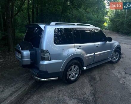 Сірий Міцубісі Паджеро Вагон, об'ємом двигуна 3.83 л та пробігом 350 тис. км за 9999 $, фото 10 на Automoto.ua