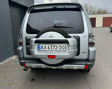 Міцубісі Паджеро Вагон 2007 у Харкові на Automoto.ua Сірий Міцубісі Паджеро Вагон, об'ємом двигуна 2.97 л та пробігом 279 тис. км за 11500 $, фото 12 на Automoto.ua