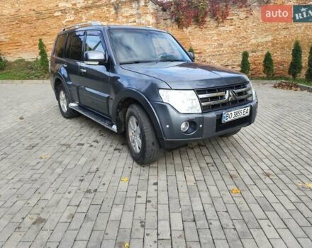 Серый Мицубиси Паджеро Вагон, объемом двигателя 2.97 л и пробегом 290 тыс. км за 9000 $, фото 2 на Automoto.ua