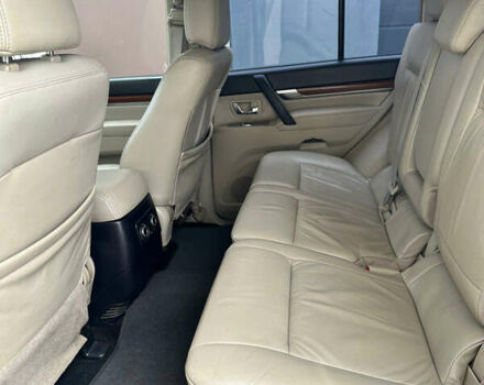 Міцубісі Паджеро Вагон 2007 у Харкові на Automoto.ua Сірий Міцубісі Паджеро Вагон, об'ємом двигуна 2.97 л та пробігом 279 тис. км за 11500 $, фото 24 на Automoto.ua