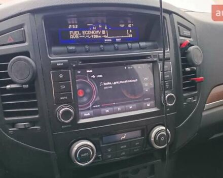 Серый Мицубиси Паджеро Вагон, объемом двигателя 3.2 л и пробегом 252 тыс. км за 12500 $, фото 103 на Automoto.ua