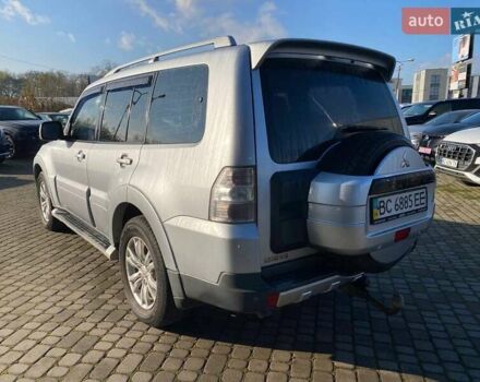 Сірий Міцубісі Паджеро Вагон, об'ємом двигуна 3.2 л та пробігом 263 тис. км за 13600 $, фото 4 на Automoto.ua