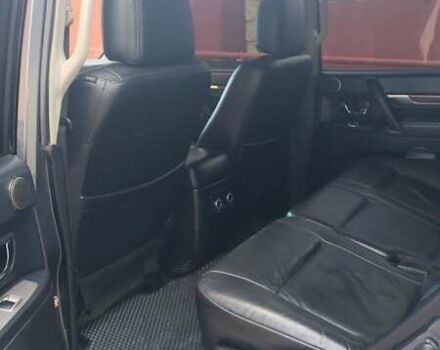 Сірий Міцубісі Паджеро Вагон, об'ємом двигуна 3.2 л та пробігом 326 тис. км за 13800 $, фото 5 на Automoto.ua