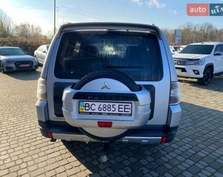 Сірий Міцубісі Паджеро Вагон, об'ємом двигуна 3.2 л та пробігом 263 тис. км за 13600 $, фото 5 на Automoto.ua