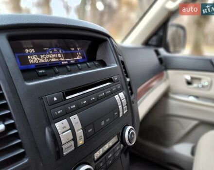 Серый Мицубиси Паджеро Вагон, объемом двигателя 3 л и пробегом 341 тыс. км за 11990 $, фото 49 на Automoto.ua