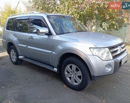 Міцубісі Паджеро Вагон 2008 у Никополе на Automoto.ua Сірий Міцубісі Паджеро Вагон, об'ємом двигуна 2.97 л та пробігом 198 тис. км за 10800 $, фото 17 на Automoto.ua