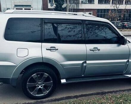 Сірий Міцубісі Паджеро Вагон, об'ємом двигуна 3.2 л та пробігом 180 тис. км за 16500 $, фото 4 на Automoto.ua