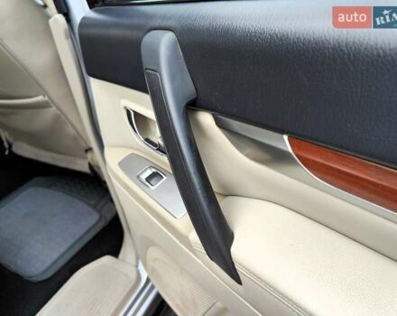 Серый Мицубиси Паджеро Вагон, объемом двигателя 3 л и пробегом 341 тыс. км за 11990 $, фото 42 на Automoto.ua