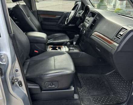 Серый Мицубиси Паджеро Вагон, объемом двигателя 3.2 л и пробегом 73 тыс. км за 17500 $, фото 13 на Automoto.ua