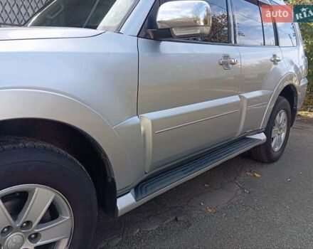 Міцубісі Паджеро Вагон 2008 у Никополе на Automoto.ua Сірий Міцубісі Паджеро Вагон, об'ємом двигуна 2.97 л та пробігом 198 тис. км за 10800 $, фото 8 на Automoto.ua