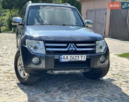 Серый Мицубиси Паджеро Вагон, объемом двигателя 2.97 л и пробегом 152 тыс. км за 13500 $, фото 7 на Automoto.ua