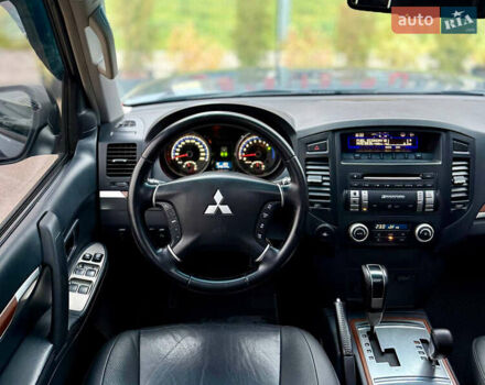 Серый Мицубиси Паджеро Вагон, объемом двигателя 2.97 л и пробегом 245 тыс. км за 9950 $, фото 7 на Automoto.ua