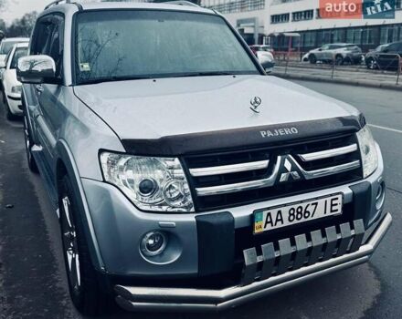 Сірий Міцубісі Паджеро Вагон, об'ємом двигуна 3.2 л та пробігом 180 тис. км за 16500 $, фото 2 на Automoto.ua