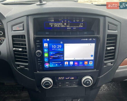 Серый Мицубиси Паджеро Вагон, объемом двигателя 3.2 л и пробегом 230 тыс. км за 9999 $, фото 17 на Automoto.ua