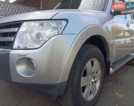Міцубісі Паджеро Вагон 2008 у Никополе на Automoto.ua Сірий Міцубісі Паджеро Вагон, об'ємом двигуна 2.97 л та пробігом 198 тис. км за 10800 $, фото 10 на Automoto.ua