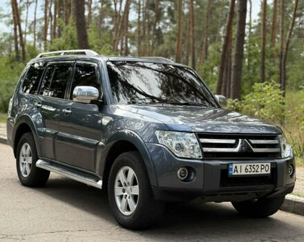 Серый Мицубиси Паджеро Вагон, объемом двигателя 3.83 л и пробегом 218 тыс. км за 11299 $, фото 2 на Automoto.ua