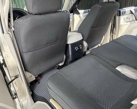 Серый Мицубиси Паджеро Вагон, объемом двигателя 3.2 л и пробегом 270 тыс. км за 13000 $, фото 9 на Automoto.ua