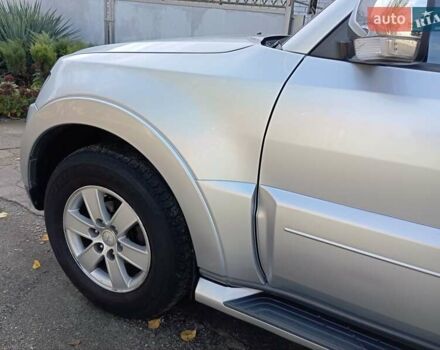 Міцубісі Паджеро Вагон 2008 у Никополе на Automoto.ua Сірий Міцубісі Паджеро Вагон, об'ємом двигуна 2.97 л та пробігом 198 тис. км за 10800 $, фото 5 на Automoto.ua