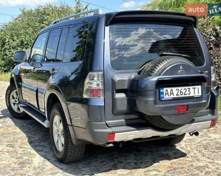 Серый Мицубиси Паджеро Вагон, объемом двигателя 2.97 л и пробегом 152 тыс. км за 13500 $, фото 23 на Automoto.ua