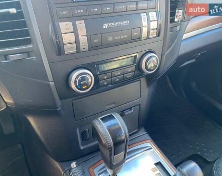 Сірий Міцубісі Паджеро Вагон, об'ємом двигуна 3.2 л та пробігом 263 тис. км за 13600 $, фото 16 на Automoto.ua