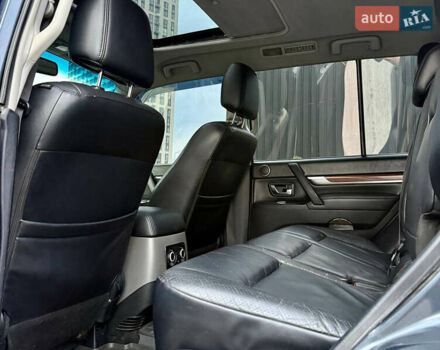 Серый Мицубиси Паджеро Вагон, объемом двигателя 2.97 л и пробегом 245 тыс. км за 9950 $, фото 20 на Automoto.ua