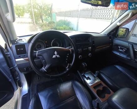 Міцубісі Паджеро Вагон 2008 у Никополе на Automoto.ua Сірий Міцубісі Паджеро Вагон, об'ємом двигуна 2.97 л та пробігом 198 тис. км за 10800 $, фото 32 на Automoto.ua