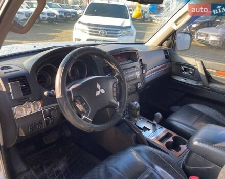 Сірий Міцубісі Паджеро Вагон, об'ємом двигуна 3.2 л та пробігом 263 тис. км за 13600 $, фото 10 на Automoto.ua