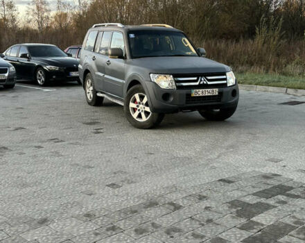 Серый Мицубиси Паджеро Вагон, объемом двигателя 3.2 л и пробегом 800 тыс. км за 8100 $, фото 21 на Automoto.ua