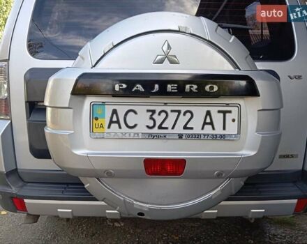 Міцубісі Паджеро Вагон 2008 у Никополе на Automoto.ua Сірий Міцубісі Паджеро Вагон, об'ємом двигуна 2.97 л та пробігом 198 тис. км за 10800 $, фото 4 на Automoto.ua