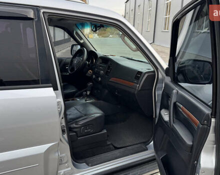 Сірий Міцубісі Паджеро Вагон, об'ємом двигуна 2.97 л та пробігом 230 тис. км за 11200 $, фото 12 на Automoto.ua