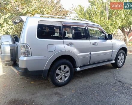 Міцубісі Паджеро Вагон 2008 у Никополе на Automoto.ua Сірий Міцубісі Паджеро Вагон, об'ємом двигуна 2.97 л та пробігом 198 тис. км за 10800 $, фото 18 на Automoto.ua