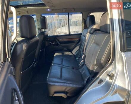 Сірий Міцубісі Паджеро Вагон, об'ємом двигуна 3.2 л та пробігом 263 тис. км за 13600 $, фото 20 на Automoto.ua
