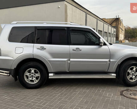 Сірий Міцубісі Паджеро Вагон, об'ємом двигуна 2.97 л та пробігом 230 тис. км за 11200 $, фото 5 на Automoto.ua