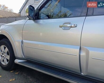 Міцубісі Паджеро Вагон 2008 у Никополе на Automoto.ua Сірий Міцубісі Паджеро Вагон, об'ємом двигуна 2.97 л та пробігом 198 тис. км за 10800 $, фото 2 на Automoto.ua