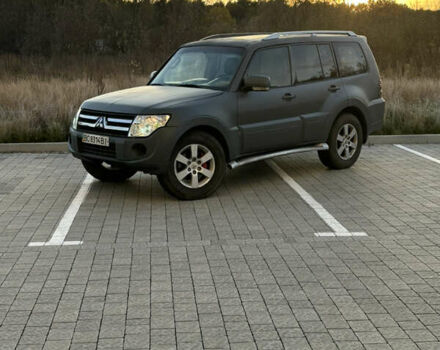 Серый Мицубиси Паджеро Вагон, объемом двигателя 3.2 л и пробегом 800 тыс. км за 8100 $, фото 20 на Automoto.ua