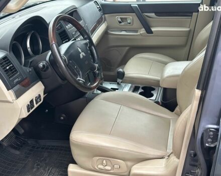 Серый Мицубиси Паджеро Вагон, объемом двигателя 3.5 л и пробегом 187 тыс. км за 12490 $, фото 9 на Automoto.ua